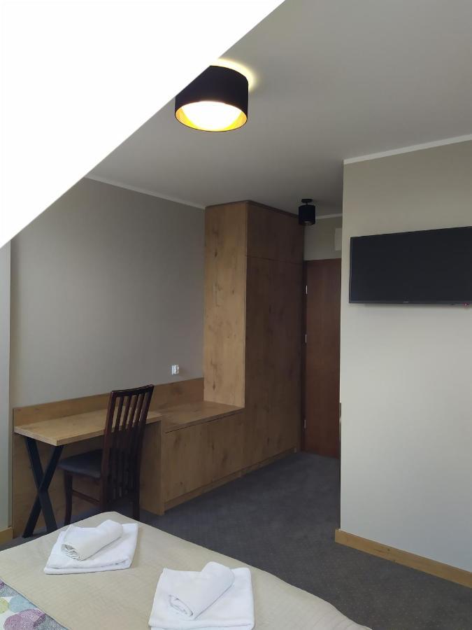 Hotel Regina Radom Bagian luar foto