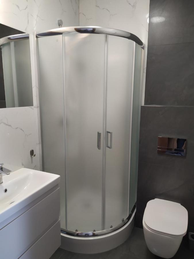 Hotel Regina Radom Bagian luar foto