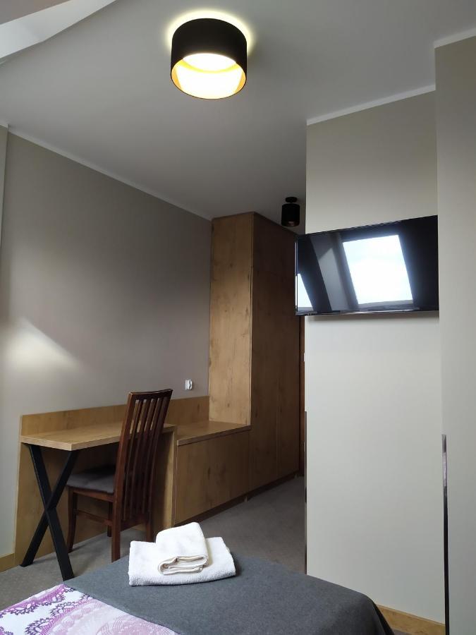 Hotel Regina Radom Bagian luar foto