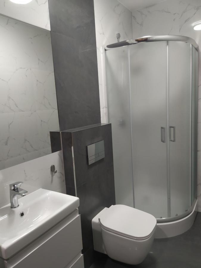 Hotel Regina Radom Bagian luar foto