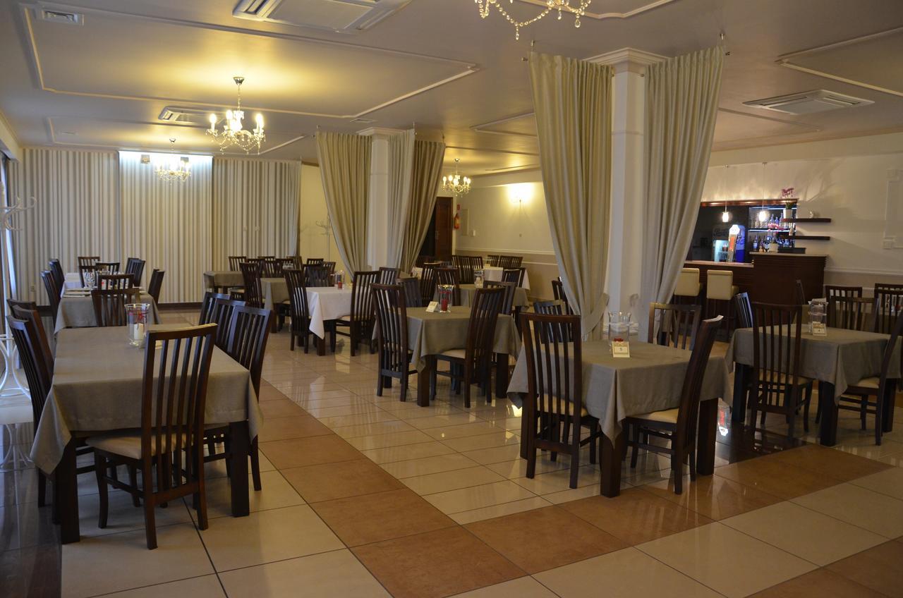 Hotel Regina Radom Bagian luar foto